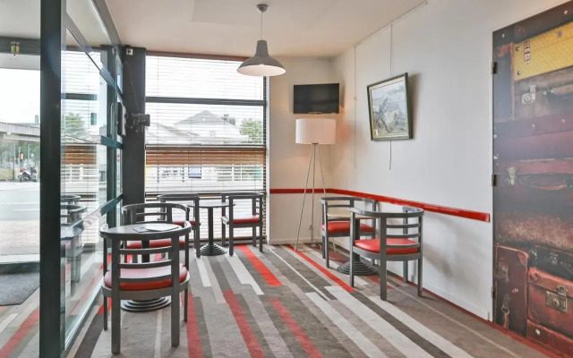 B&B HOTEL Les Sables-d'Olonne Centre Gare