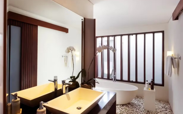 Kedonganan Beach Villas