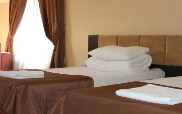 Avraam Guest House