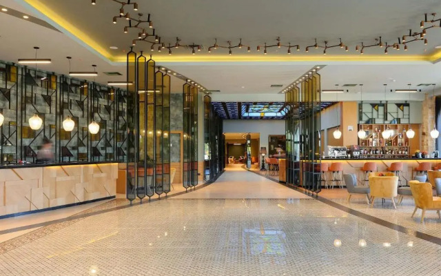 Dolce Athens A tica Riviera Hotel