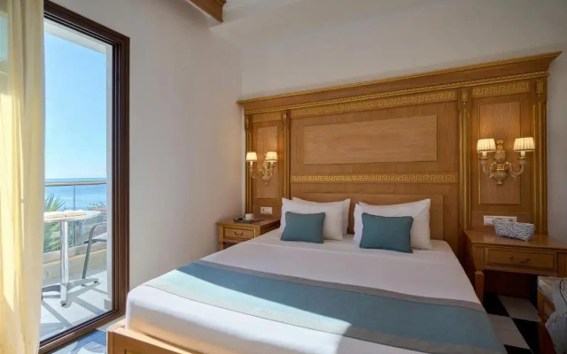 Evlogia Hotel Seafront & Annex by Greek Pride