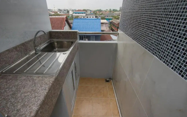 B your home Hotel Donmueang Airport Bangkok Hotel