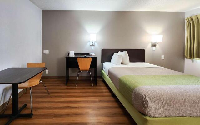 Motel 6 Baytown, TX - Baytown East