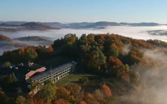 Mont Gabriel, Sainte-Adele, a Tribute Portfolio Resort