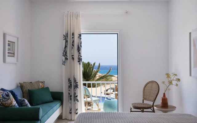 Myconian Sunrise Relais & Chateaux Hotel