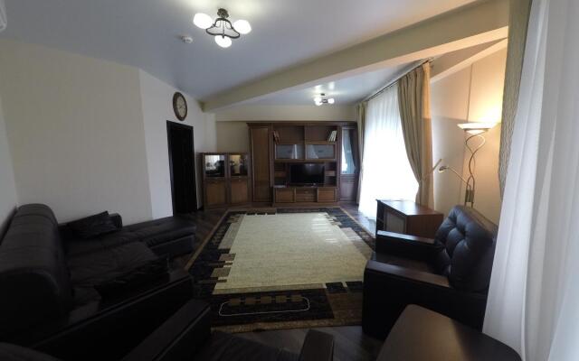 Doma Moskvyi V Suhume Hotel