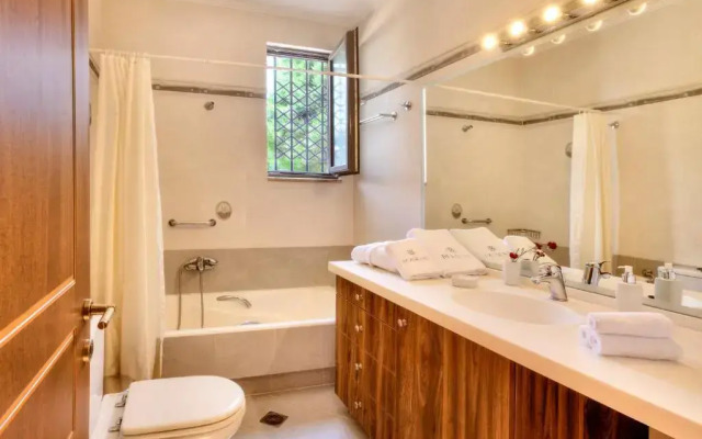 Marini Luxury Apartments and Suites