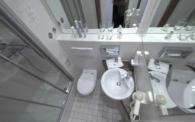 Lizz Hotel Munich