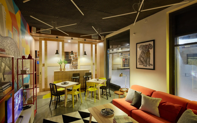 Twin Cities Melbourne Hostel