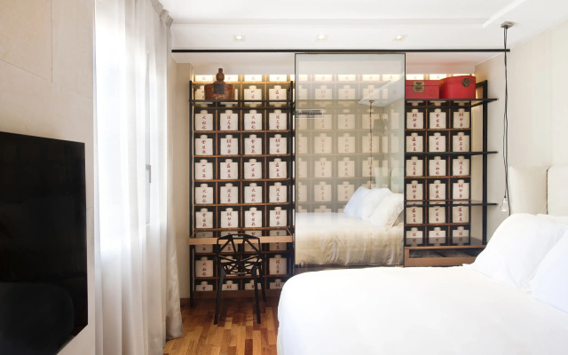 Claris  & Spa 5GL, a Small Luxury s of the World