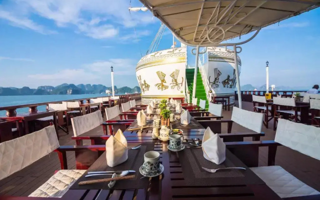 Dragon Legend Cruise