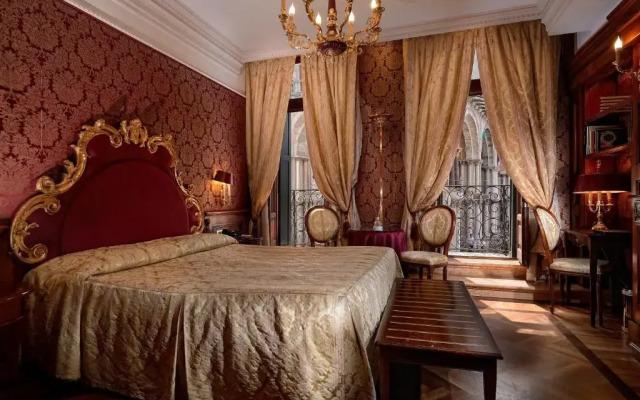 Bellevue Luxury Rooms – San Marco Luxury