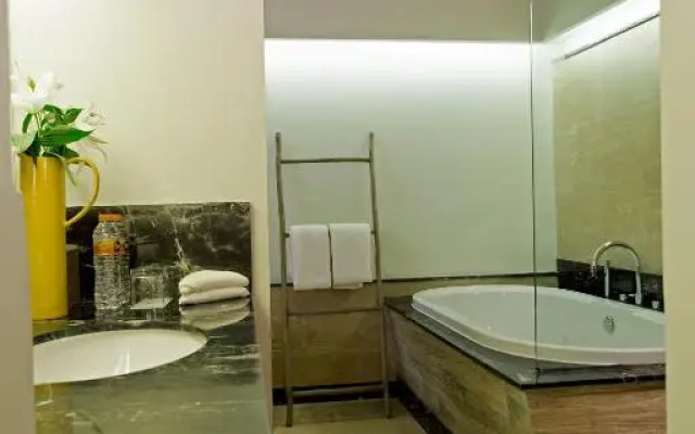 Bali Paragon Resort Hotel