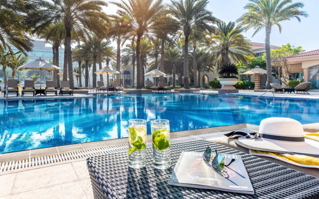 Al Raha Beach Resort & Spa