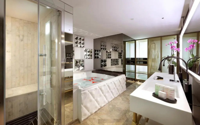 Ushuaïa Ibiza Beach Hotel - Adults Only