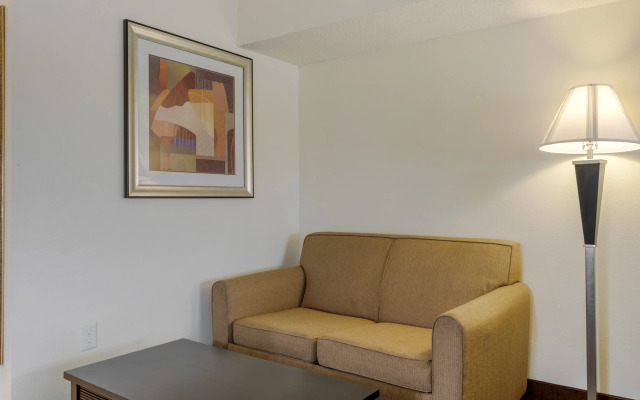 Best Western Plus Rockwall Inn & Suites