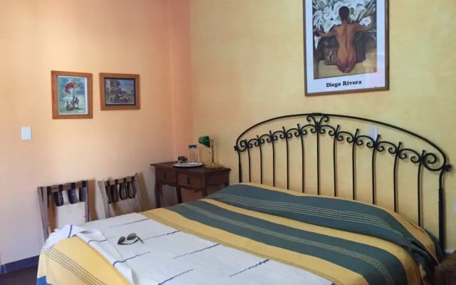 Casa Zuniga Bed and Breakfast