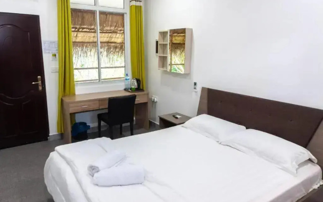 Ariston Dhangethi Inn