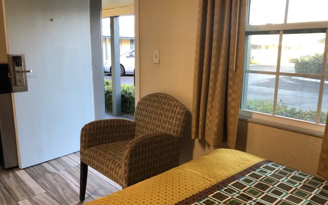 Tropical Palm Motel