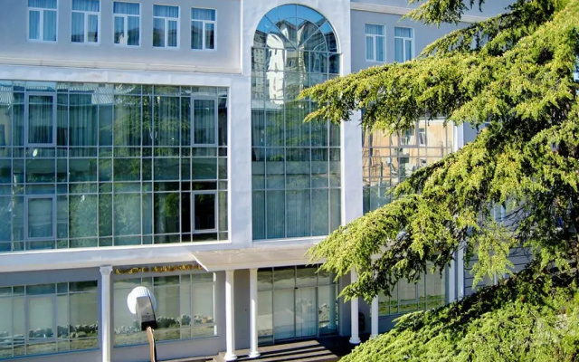 Alexandria Hotel