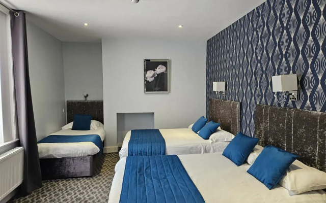 George Hotel