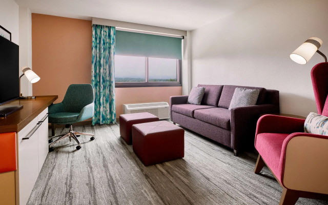 Hilton Garden Inn LAX Los Angeles Airport Hotel