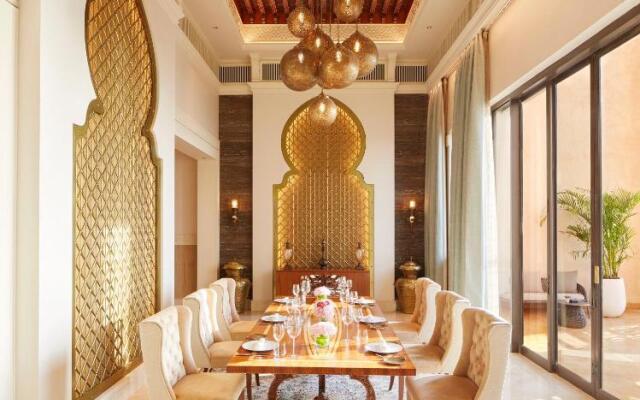 Jumeirah Al Qasr Dubai Hotel