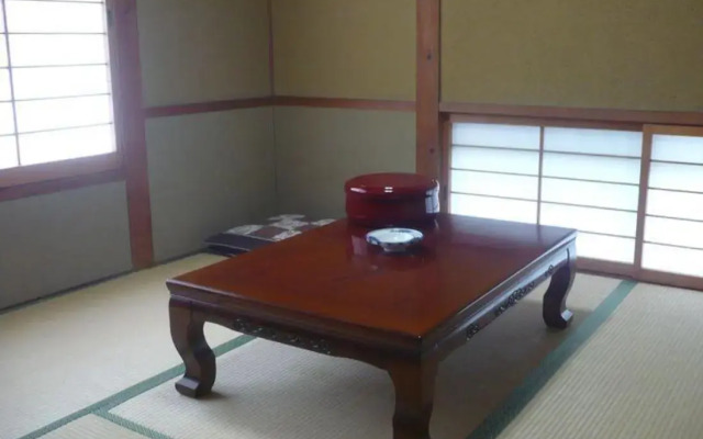 Minshuku Onnadaiba