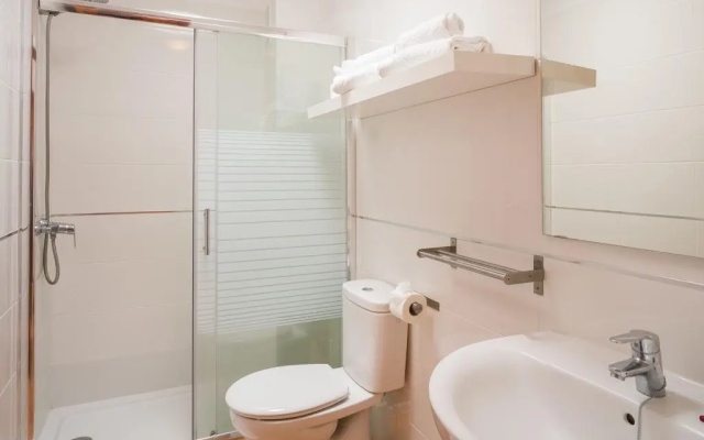 Los Rosales Apartamentos