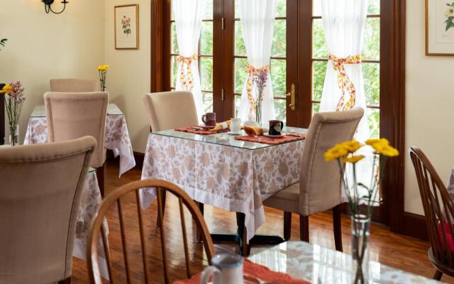 The Palmer House Inn