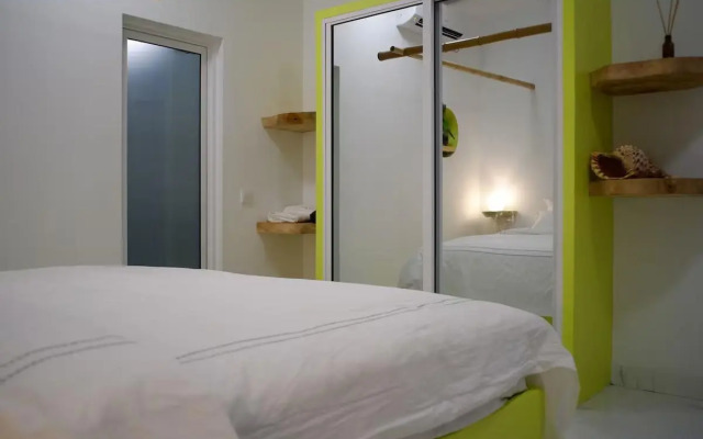 Noovilu Suites Guest House