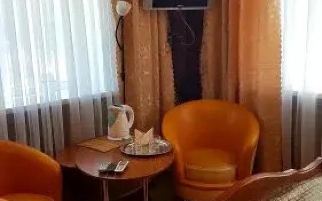 Parallel Hotel
