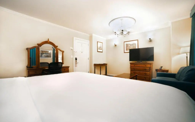 Hotel Stanford