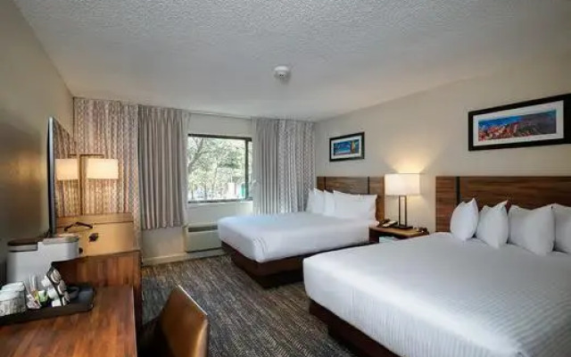 Yavapai Lodge - West & East