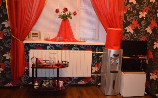 Lyubovnoye Gnezdyshko, Mini-otel'