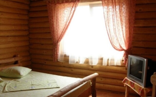 Izbushka Guest House