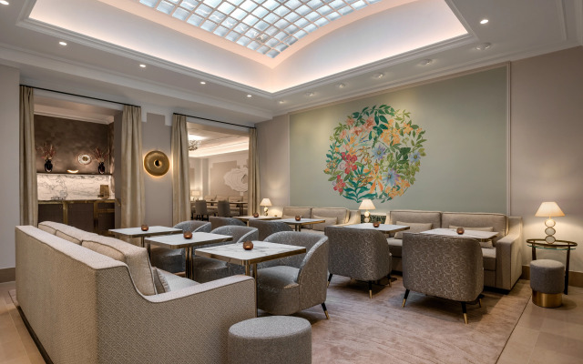 Hotel Camille Paris Gare de Lyon, Tapestry Collection by Hilton