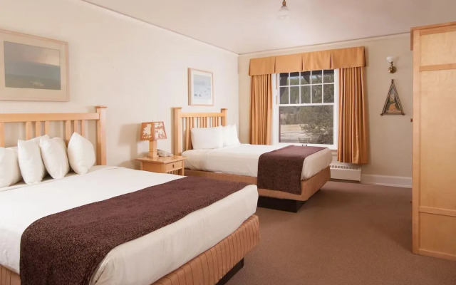 Old Faithful Inn — Inside the Park Hotel