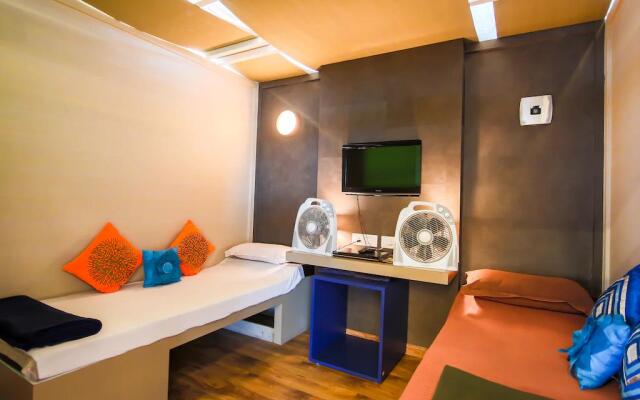 Delhi Airport Snooze - Sleeping Pods Hotel