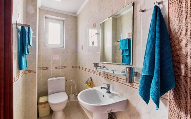 Hotel Chernomorskiy Bereg