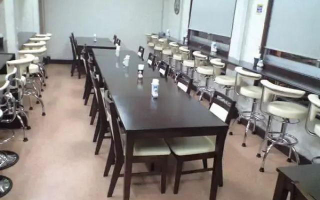 Maruichi Hotel