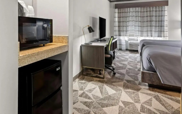 Big Country Hotel & Suites, SureStay Collection by BW