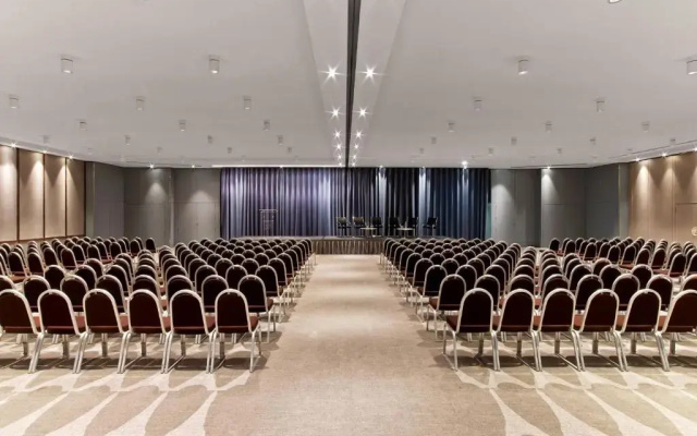 Le Meridien Paris Arc De Triomphe