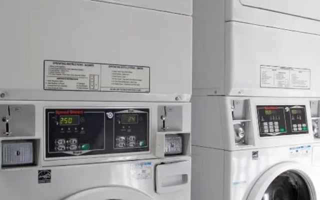 New Victorian Inn & Suites in Sioux City, IA