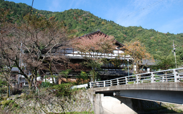 Yase Kamaburo Onsen Furusato