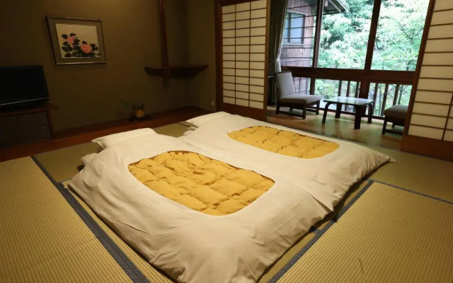 Nishimuraya Honkan Guest House