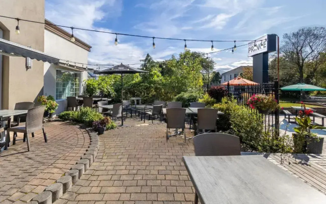 Inn on Prince Hotel & Conference Centre Truro