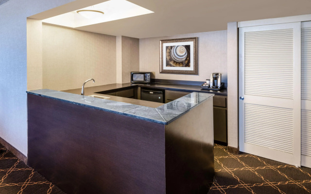 Austin Southpark Hotel