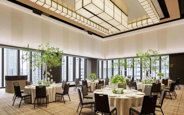 THE OSAKA STATION HOTEL, Autograph Collection