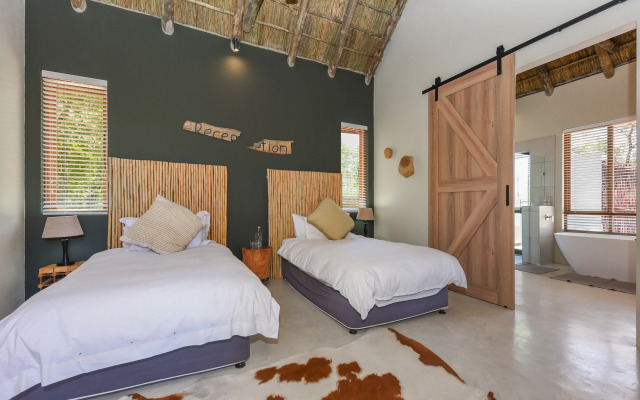 Mziki Safari Lodge